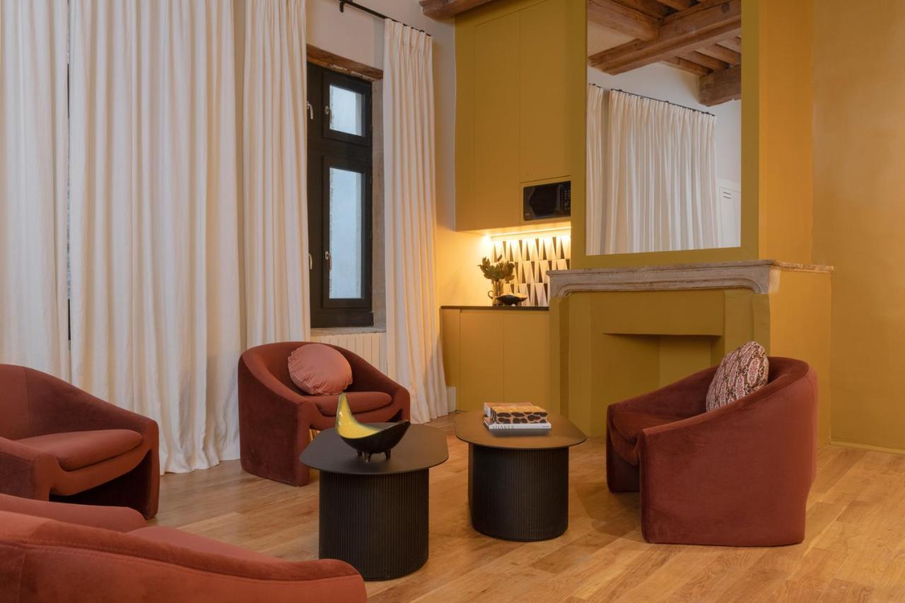 Mihotel Saint Jean Lyon Exterior photo
